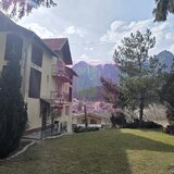 Vila de vanzare cu 8 camere si garaj in Busteni